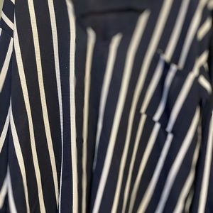 Signature studio blouse. Size XL